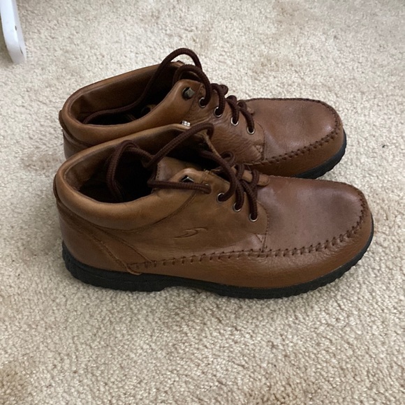 Dr Schools Shelly 2 - Picture 1 of 3